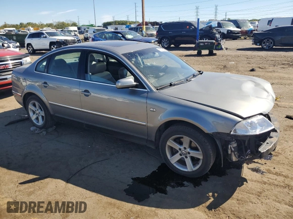 2004 Volkswagen Passat GLX z VIN WVWRH63B14P058955, wystawiony jako Copart lot #75076284 z przebiegiem 160 844 mil mil oraz Czysty tytuł • Clean title. Historia ofert i sprzedaży dostępna na DreamBid. Obrazek 4.