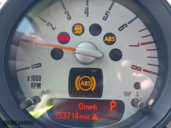2013 MINI Cooper Countryman with VIN WMWZB3C52DWM07621, listed as a IAAI auction lot 42085389 with 153,714 mi miles. Bid and sale history available at carsss.com. Image 7.