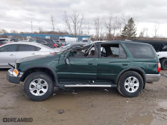 2000 Toyota 4Runner SR5 with VIN JT3HN86R1Y0294937, listed as a IAAI auction lot 41832514 with 196,806 mi miles. Bid and sale history available at carsss.com. Image 15.