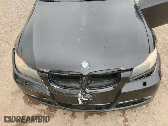 2007 BMW 3 Series 335i z VIN WBAVB73557PA85368, wystawiony jako Copart lot #58534205 z przebiegiem Nie podano mil oraz Szkoda całkowita • Salvage title. Historia ofert i sprzedaży dostępna na DreamBid. Obrazek 11.