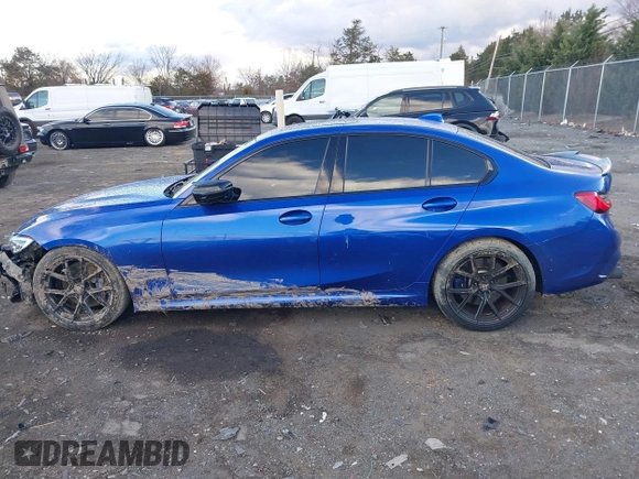 2020 BMW 3 Series M340i xDrive with VIN WBA5U9C00LFH03223, listed as a IAAI auction lot 41020498 with 58,775 mi miles and . Bid and sale history available at DreamBid. Image 14.