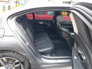 2016 BMW 7 Series 750i xDrive with VIN WBA7F2C53GG417997, listed as a IAAI auction lot 41926307 with 92,734 mi miles. Bid and sale history available at carsss.com. Image 8.