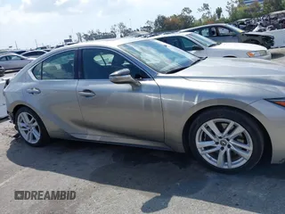 2021 Lexus IS 300 z VIN JTHCA1D22M5117601, wystawiony jako IAAI lot #41904908 z przebiegiem 39 209 mil mil oraz . Historia ofert i sprzedaży dostępna na DreamBid. Obrazek 13.