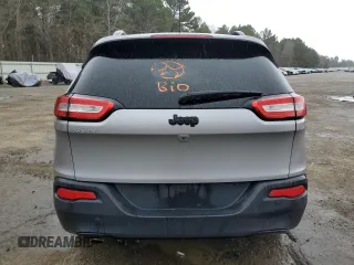 2017 Jeep Cherokee Limited with VIN 1C4PJLDB8HW516866, listed as a Copart auction lot 45516135 with 187,558 mi miles and Salvage Title. Bid and sale history available at carsss.com. Image 6.