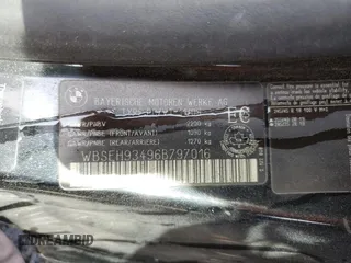 2006 BMW M6 z VIN WBSEH93496B797016, wystawiony jako Copart lot #45987075 z przebiegiem 51 374 mil mil oraz Czysty tytuł • Clean title. Historia ofert i sprzedaży dostępna na DreamBid. Obrazek 13.