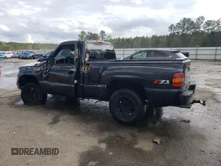 2005 GMC Sierra 1500 SLE with VIN 1GTEK14T05Z235687, listed as a Copart auction lot 51232225 with Not provided miles and Salvage title. Bid and sale history available at DreamBid. Image 2.