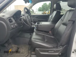 2011 Chevrolet Suburban Commercial with VIN 1GNSK5E33BR312726, listed as a Copart auction lot 61437945 with 190,441 mi miles and Clean title. Bid and sale history available at DreamBid. Image 7.