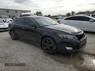 2014 Kia Optima LX z VIN 5XXGM4A79EG331820, wystawiony jako Copart lot #55628945 z przebiegiem Nie podano mil oraz Szkoda całkowita • Salvage title. Historia ofert i sprzedaży dostępna na DreamBid. Obrazek 4.