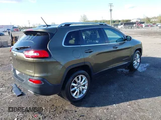 2015 Jeep Cherokee Limited with VIN 1C4PJMDS8FW708226, listed as a IAAI auction lot 41919231 with 188,276 mi miles and . Bid and sale history available at DreamBid. Image 4.