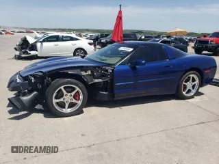 2004 Chevrolet Corvette with VIN 1G1YY22G345106798, listed as a Copart auction lot 61340434 with 45,105 mi miles and Salvage Title. Bid and sale history available at carsss.com. Image 1.