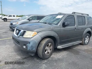 2008 Nissan Pathfinder SE with VIN 5N1AR18U68C612555, listed as a IAAI auction lot 41778157 with 160,510 mi miles. Bid and sale history available at carsss.com. Image 2.