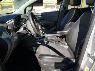 2020 Chevrolet Trax LT with VIN KL7CJLSB9LB017914, listed as a Copart auction lot 57464535 with 110,982 mi miles and Salvage title. Bid and sale history available at DreamBid. Image 7.