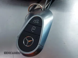 2023 Mercedes-Benz C 300 z VIN W1KAF4GBXPR094272, wystawiony jako IAAI lot #42168472 z przebiegiem 53 144 mil mil oraz . Historia ofert i sprzedaży dostępna na DreamBid. Obrazek 11.