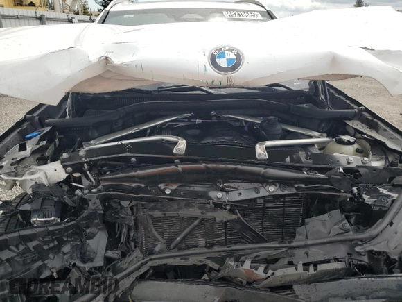 2024 BMW X5 xDrive40i z VIN 5UX23EU04R9T59544, wystawiony jako Copart lot #48216655 z przebiegiem 23 706 mil mil oraz Tytuł czysty. Historia ofert i sprzedaży dostępna na DreamBid. Obrazek 12.