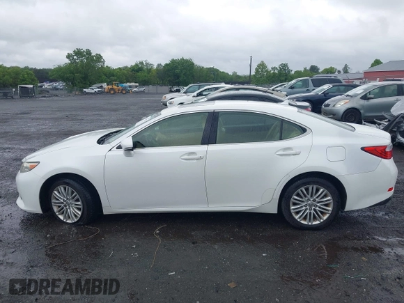 2013 Lexus ES 250 с VIN JTHBK1GG3D2014947, выставлен на аукционе IAAI как лот 42255725 с пробегом 101 370 миль миль и . История ставок и продаж доступна на DreamBid. Изображение 14.