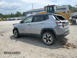 2018 Jeep Compass Limited with VIN 3C4NJDCB2JT101326, listed as a Copart auction lot 57095695 with 137,031 mi miles and Non repairable. Bid and sale history available at DreamBid. Image 2.
