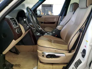 2010 Land Rover Range Rover HSE LUX with VIN SALMF1D41AA324694, listed as a Copart auction lot 71412224 with 180,984 mi miles and Clean Title. Bid and sale history available at carsss.com. Image 7.