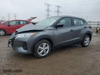 2024 Nissan Kicks S with VIN 3N1CP5BV4RL590088, listed as a Copart auction lot 47679995 with 910 mi miles and Salvage Title. Bid and sale history available at carsss.com. Image 1.