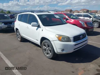 2008 Toyota RAV4 Sport с VIN JTMZK32V186011898, выставлен на аукционе IAAI как лот 40380953 с пробегом 212 371 миль миль и . История ставок и продаж доступна на DreamBid. Изображение 1.