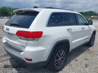 2017 Jeep Grand Cherokee Limited z VIN 1C4RJEBG4HC736087, wystawiony jako IAAI lot #42491605 z przebiegiem 150 465 mil mil oraz . Historia ofert i sprzedaży dostępna na DreamBid. Obrazek 4.