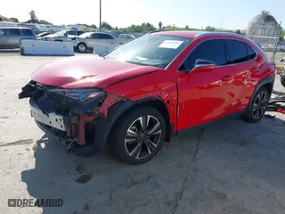 2019 Lexus UX with VIN JTHU9JBH9K2016008, listed as a IAAI auction lot 42078835 with 39,020 mi miles. Bid and sale history available at carsss.com. Image 2.