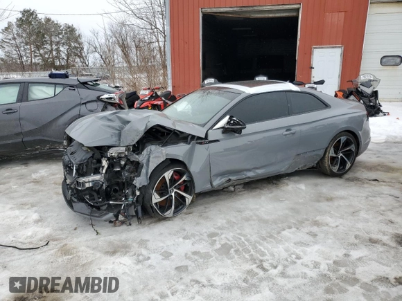 2019 Audi RS 5 z VIN WUAPWAF58KA902370, wystawiony jako Copart lot #46955635 z przebiegiem Nie podano mil oraz Szkoda całkowita • Salvage title. Historia ofert i sprzedaży dostępna na DreamBid. Obrazek 1.