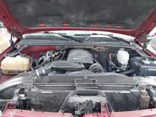 2006 Chevrolet Suburban Z71 with VIN 3GNFK16Z26G132091, listed as a IAAI auction lot 41361400 with 257,976 mi miles and . Bid and sale history available at DreamBid. Image 10.