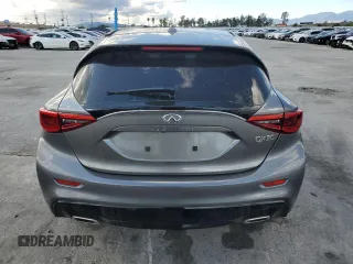 2017 Infiniti QX30 z VIN SJKCH5CP2HA032690, wystawiony jako Copart lot #51528025 z przebiegiem 79 455 mil mil oraz Szkoda całkowita • Salvage title. Historia ofert i sprzedaży dostępna na DreamBid. Obrazek 6.