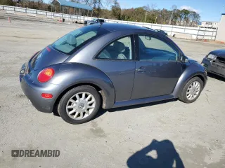 2005 Volkswagen New Beetle Coupe GLS with VIN 3VWCK31C45M416720, listed as a Copart auction lot 81740794 with 87,664 mi miles and Clean Title. Bid and sale history available at carsss.com. Image 3.
