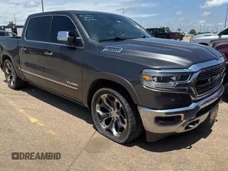 2019 Ram 1500 Limited z VIN 1C6SRFHTXKN772521, wystawiony jako Copart lot #60108725 z przebiegiem 128 730 mil mil oraz Czysty tytuł • Clean title. Historia ofert i sprzedaży dostępna na DreamBid. Obrazek 1.