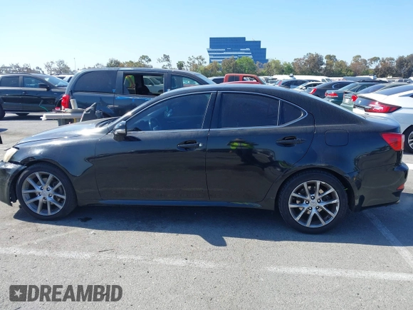 2011 Lexus IS 250 with VIN JTHBF5C24B5129302, listed as a IAAI auction lot 42218001 with 195,210 mi miles and . Bid and sale history available at DreamBid. Image 14.