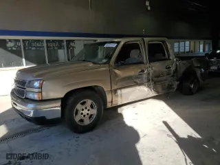 2006 Chevrolet Silverado 1500 LT1 with VIN 2GCEC13T661127499, listed as a Copart auction lot 46291415 with 236,146 mi miles and Salvage Title. Bid and sale history available at carsss.com. Image 1.