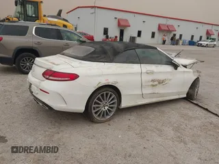 2019 Mercedes-Benz C 300 with VIN WDDWK8DBXKF871024, listed as a IAAI auction lot 33052122 with Not Provided miles and . Bid and sale history available at carsss.com. Image 4.