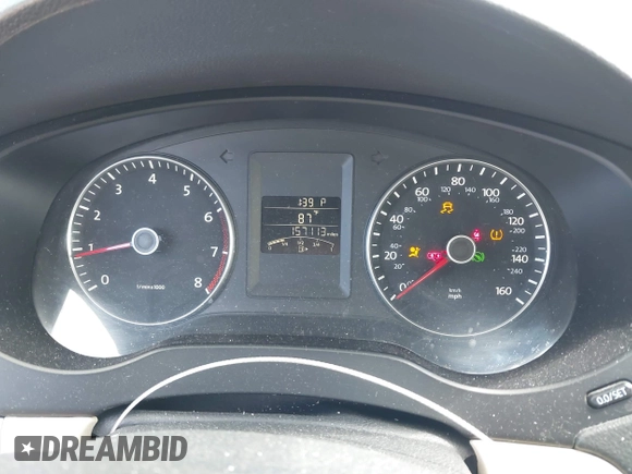 2014 Volkswagen Jetta SE with VIN 3VWD07AJXEM333132, listed as a IAAI auction lot 42637022 with 157,113 mi miles and . Bid and sale history available at DreamBid. Image 7.