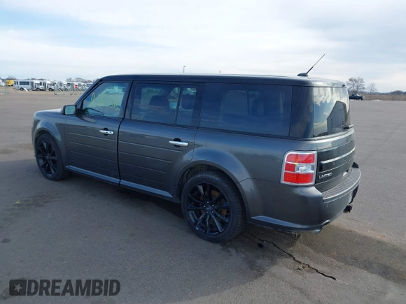 2018 Ford Flex Limited EcoBoost with VIN 2FMHK6DT1JBA15025, listed as a IAAI auction lot 41824515 with 108,883 mi miles. Bid and sale history available at carsss.com. Image 3.