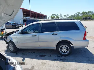 2006 Ford Focus SE with VIN 1FAHP36N86W165566, listed as a IAAI auction lot 42049681 with 116,061 mi miles and . Bid and sale history available at carsss.com. Image 14.