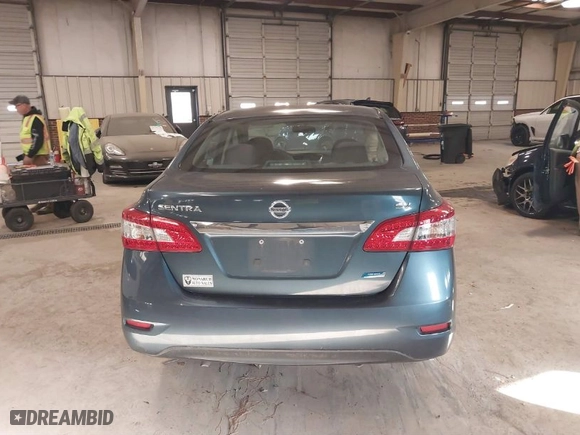 2014 Nissan Sentra SV with VIN 3N1AB7AP7EY215331, listed as a IAAI auction lot 41423935 with 200,419 mi miles. Bid and sale history available at carsss.com. Image 17.