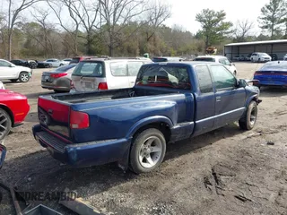 2002 GMC Sonoma SL Fleet with VIN 1GTCS19W528124872, listed as a IAAI auction lot 41452249 with 1 mi miles. Bid and sale history available at carsss.com. Image 4.