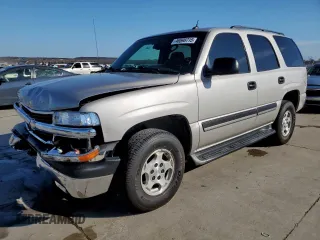 2005 Chevrolet Tahoe LS with VIN 1GNEC13V45R256193, listed as a Copart auction lot 46598715 with 207,733 mi miles and Salvage Title. Bid and sale history available at carsss.com. Image 1.