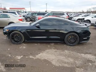 2017 Ford Mustang Shelby GT350 z VIN 1FA6P8JZ2H5523798, wystawiony jako IAAI lot #41541814 z przebiegiem 21 853 mil mil oraz . Historia ofert i sprzedaży dostępna na DreamBid. Obrazek 14.