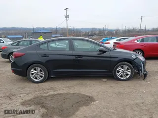 2020 Hyundai Elantra Value Edition with VIN 5NPD84LF4LH617572, listed as a IAAI auction lot 41535581 with 164,056 mi miles. Bid and sale history available at carsss.com. Image 14.