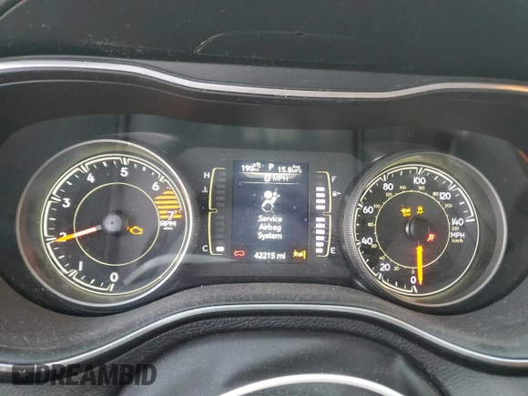 2021 Jeep Cherokee Latitude Plus with VIN 1C4PJLLB4MD204339, listed as a Copart auction lot 76270504 with 42,215 mi miles and Salvage title. Bid and sale history available at DreamBid. Image 9.