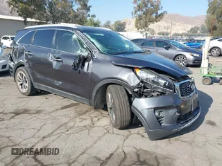 2019 Kia Sorento EX V6 with VIN 5XYPH4A58KG541318, listed as a IAAI auction lot 41021482 with 45,427 mi miles. Bid and sale history available at carsss.com. Image 1.