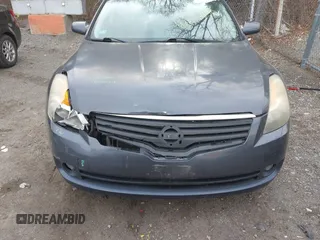2007 Nissan Altima 2.5 S with VIN 1N4AL21E77C213186, listed as a IAAI auction lot 42071858 with 177,739 mi miles. Bid and sale history available at carsss.com. Image 6.