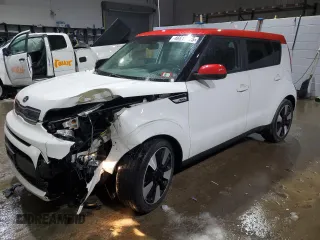 2017 Kia Soul + with VIN KNDJP3A53H7440714, listed as a Copart auction lot 46819825 with 60,914 mi miles and Salvage Title. Bid and sale history available at carsss.com. Image 1.