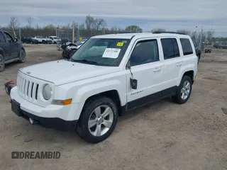 2014 Jeep Patriot Sport with VIN 1C4NJRBB5ED778512, listed as a IAAI auction lot 42172300 with 118,934 mi miles and . Bid and sale history available at carsss.com. Image 2.