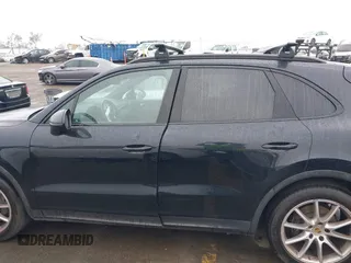 2021 Porsche Cayenne z VIN WP1AA2AY6MDA00356, wystawiony jako IAAI lot #41468711 z przebiegiem 73 329 mil mil oraz . Historia ofert i sprzedaży dostępna na DreamBid. Obrazek 13.
