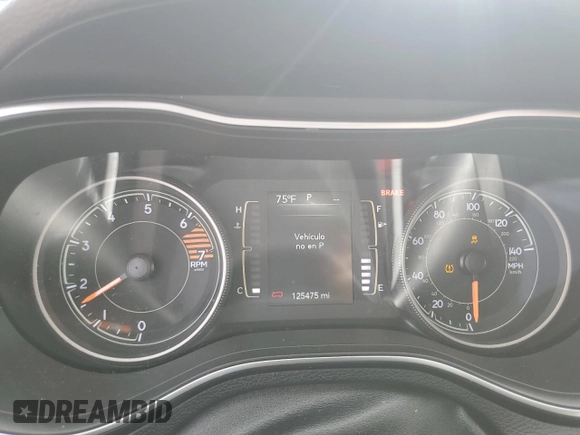 2019 Jeep Cherokee Latitude Plus with VIN 1C4PJLLB5KD202922, listed as a Copart auction lot 48298455 with 125,475 mi miles and Clean Title. Bid and sale history available at carsss.com. Image 9.
