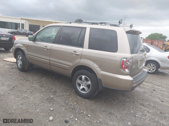 2007 Honda Pilot EX-L with VIN 5FNYF28557B016204, listed as a IAAI auction lot 41973596 with 161,398 mi miles. Bid and sale history available at carsss.com. Image 3.