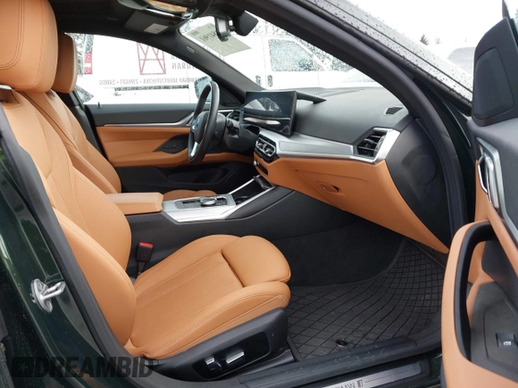 2023 BMW i4 eDrive35 z VIN WBY43AW04PFR19351, wystawiony jako IAAI lot #41841961 z przebiegiem 28 175 mil mil oraz . Historia ofert i sprzedaży dostępna na DreamBid. Obrazek 5.
